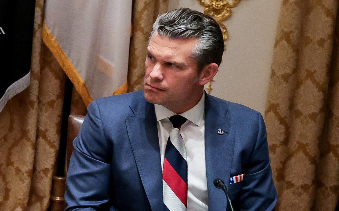 Команда Трампа ответила фразой о «твоей маме» журналисту HuffPost смотреть онлайн