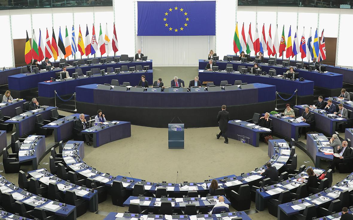 Politico узнал о схеме, по которой ЕС решит вопрос с активами России смотреть онлайн