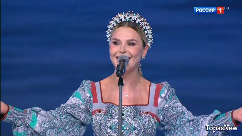 Песни русского мира 04.11.25 праздничный концерт смотреть онлайн