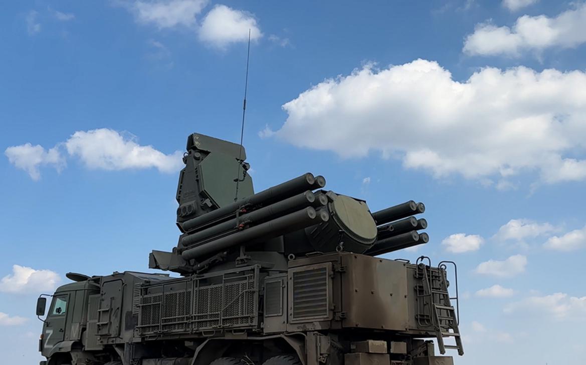 В Севастополе при отражении атаки ВСУ сбили три воздушные цели