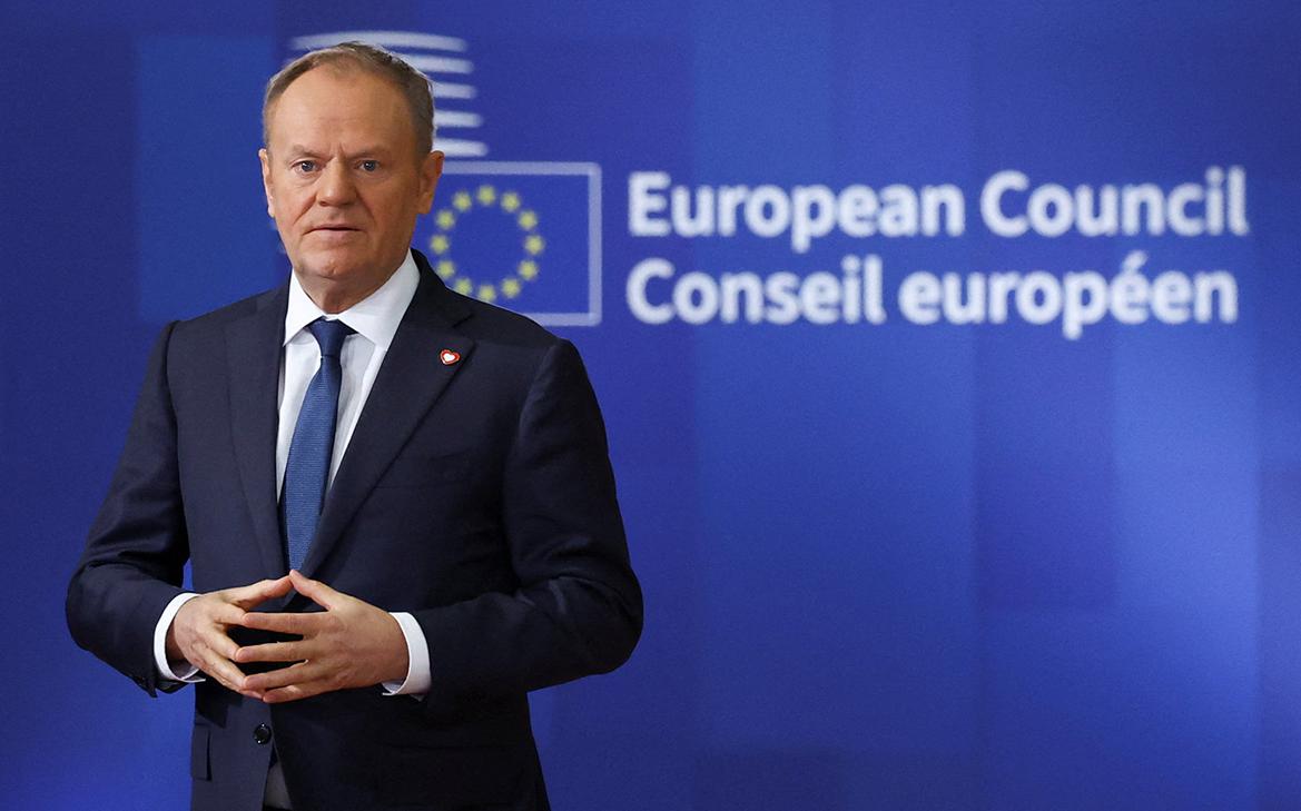 Туск заявил, что Европе конец, если она не вооружиться смотреть онлайн